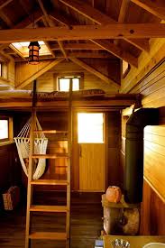 Les Caravanes Les Plus Creatives Pour Un Road Trip Comme A La Maison Interieurs De Toute Petite Maison Maisons Minuscules Petite Cabane