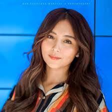 Elvira Parada's Instagram, Twitter & Facebook