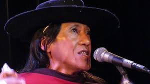 Copla, copeteo y lágrimas. Un encuentro con Lorena Carpanchay