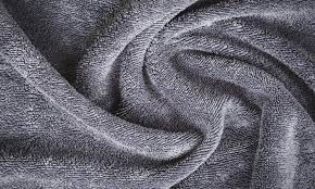 The brushed microfiber fabric used for these sheets resists allergens, dust mites, and moisture. Polyester Vs Microfiber What S The Difference
