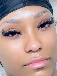 Are there any available lash techs for tomorrow in Conroe?