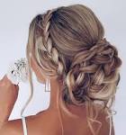 Updos for Long Hair – Cute & Easy Updos for 2020