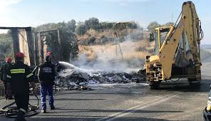 Διασωληνώθηκε 20χρονος από το τροχαίο στην περιμετρική Tragwdia Sthn Kabala Apan8rakw8hkan 11 Metanastes Se Troxaio