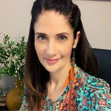 Chandra Hoover's Instagram, Twitter & Facebook