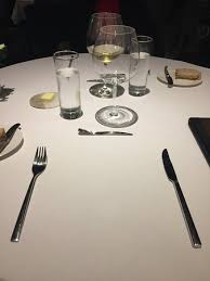 Les espacements sont aussi les mêmes. Superbe Mise En Place Des Couverts Picture Of Restaurant Ephernite Da An Tripadvisor