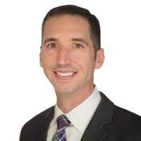 Derek Petty's Instagram, Twitter & Facebook