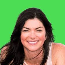 Noelle Mcpherson's Instagram, Twitter & Facebook