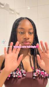 Carla Knowles (elvischarles67)