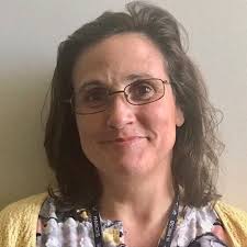 Toni Plummer's Instagram, Twitter & Facebook