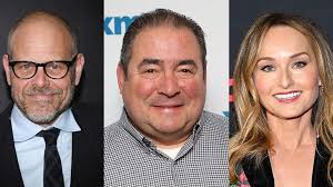 Ed Sheeran & Kylie Kelce Call Taylor Swift the 'Cheat Code' for Easy  Applause