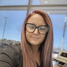 Staci Hopper's Instagram, Twitter & Facebook