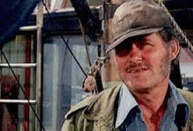 Can I safely have two bass amps plugged into one cab?