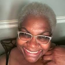 Clarice Middleton's Instagram, Twitter & Facebook