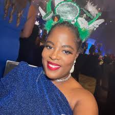 Chris Brown urges fans not to wear red bandanas to his show for safety  reasons.