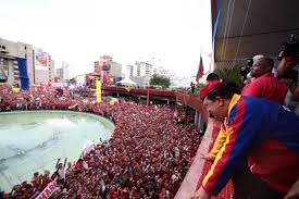 EN FOTOS: El presidente Chávez fue recibido por un pueblo eufórico ...