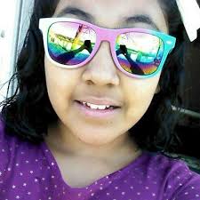 Hillary Gonzalez (@hillazygon)