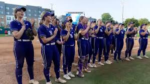 Wildcats Silence Illini, 3-1