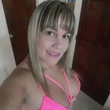 KARINA RIVAS (@rivas_karina)