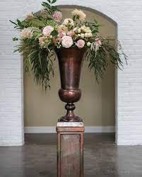 The Holidays Are Almost Here Include A Luxurious Look Into Fall Or Holiday Florals Decor And Des Nyc Flower Market Wholesale Garden Decor City Flower Market