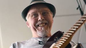 Watch the World's First Virtual Meeting by Doug Englebert, 1968