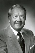 Robert E. Holmes