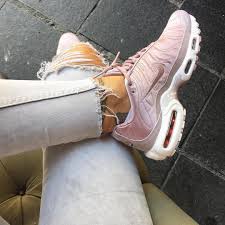 Shop air max plus now on goat. Pin En Nike Sneakers