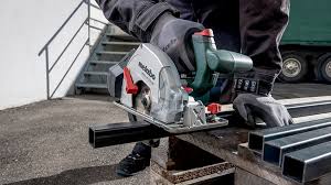 Scies à onglet chez coolblue : Nouvelle Scie Circulaire A Metaux Sans Fil Mks 18 Ltx 58 Metabo Zone Outillage