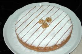 La Visitandine Michel Oliver A Base De Noix Est Totalement Differente De Celles Que Je Fais Habituellement Ma Gateaux Et Desserts Recette Dessert Gateau Noix