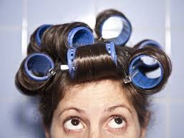 Why Your Hair Won T Keep Its Curl Curling Thick Hair Wavey Hair Curling Straight Hair