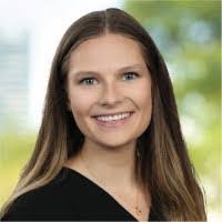 Gillian Mace's Instagram, Twitter & Facebook