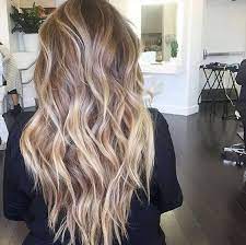 Long Curly Hair Styles Beach Waves Curls Highlights Caramels Honey Blonde Curly Hair Styles Blonde Balayage Hair Styles