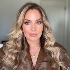 Stefanie Fritz's Instagram, Twitter & Facebook