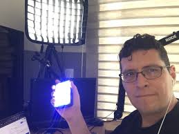 Does mt pro brightness change with battery discharge?