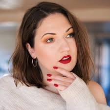 Kimberly Streeter (@kiwikimi)