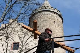 Karfreitag spielt in der christlichen religion eine wichtige rolle. German Word Of The Day Karfreitag The Local