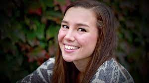 Mollie will forever be in our hearts. Mollie Tibbetts Trial Blood In Cristhian Bahena Rivera S Trunk Came From Slain Iowa Woman Abc7 Chicago