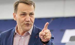 He is accepting new patients and has indicated that he accepts telehealth appointments. Radoslaw Sikorski Donald Tusk Powaznie Mysli O Tym Jak Zjednoczyc Opozycje Polityka Rp Pl