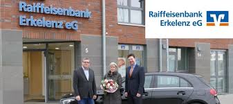 Das verfahren mit persönlicher identifikationsnummer (pin) und der erstellung. Gewinnsparer Der Raiffeisenbank Erkelenz Haben Eine Mercedes Benz A Klasse Gewonnen Dein Erkelenz Das Digitale Stadtportal