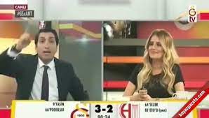 Galatasaray'ın resmi kanalında maç programı,uydu frekansı ve akışına ulaşın. Gs Tv Spikerine Canli Yayinda Soguk Dus