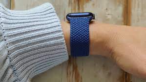 Lay the strip of paper on a flat surface. How To Pick The Right Apple Watch Solo Loop Band Size Pcmag