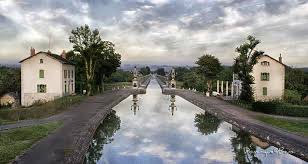 Canal De Briare Valle Del Loire House Styles Mansions Journey