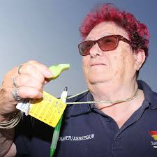 Heroine 76-year-old Doreen Lawrence saves man's life at Carbis Bay