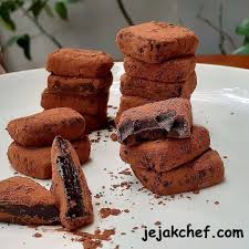 Sempol goreng dibuat dari tepung terigu dengan beberapa bahan sederhana. Resep Cemilan Coklat Enak Manis Mudah Sederhana Terbaru Dan Kekinian Resep Kue Dan Masakan