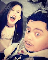 مع مصاصة الدماء هههه Youtuber Vlogger يوتيوب يوتيوبر فلوق جيش تماركوف اليوتيوب تصميم تصوير Cosplay Baby Face Face