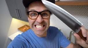 Why is Link never allowed to use knives? : r/rhettandlink