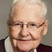 Kenneth Whetstone's Instagram, Twitter & Facebook