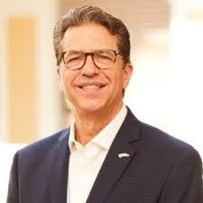 Dan Heemstra's Instagram, Twitter & Facebook