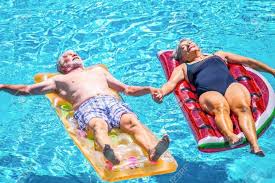 Reprezentanţii casei de pensii au anunţat că, în acest an, nu beneficiază de bilete de tratament prin casele. Noi Beneficii Pentru Pensionarii Militari Din Mapn Mai È™i Sri Afaceri News