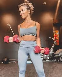 7 видео 23 022 просмотра обновлен 4 дек. Jessie James Decker Facebook