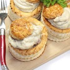 Bouchees A La Reine Vol Au Vent Recettes De Cuisine Quenelles